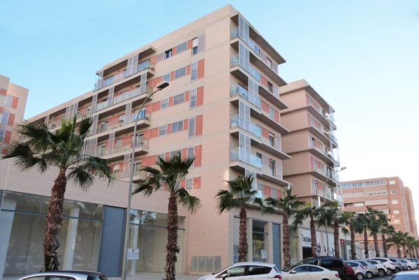 alquiler-local-comercial-benisaudet-alicante-138-metros-edificio