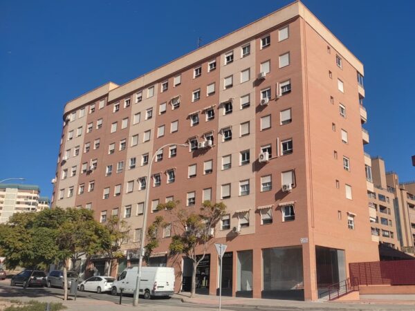 alquiler-local-comercial-nuevo-babel-alicante-62-metros-edificio