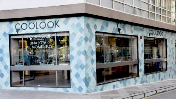 rehabilitacion-local-comercial-coolook-alicante-plaza-calvo-sotelo-fachada